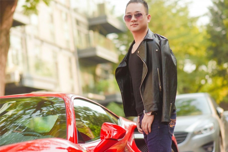 我玩了微博十年终于赚到第一桶金！