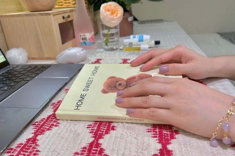 小红书被关进小黑屋含泪总结出3条避坑指南!